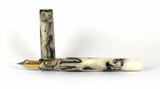 Homerton Grande in Brooks Golden Abalone Size 8 Nib