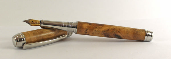 Queens Fountain Pen in Cherry Crotch