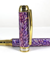 Queens Fountain pen in Conway Stewart Purple Tiffany Casein